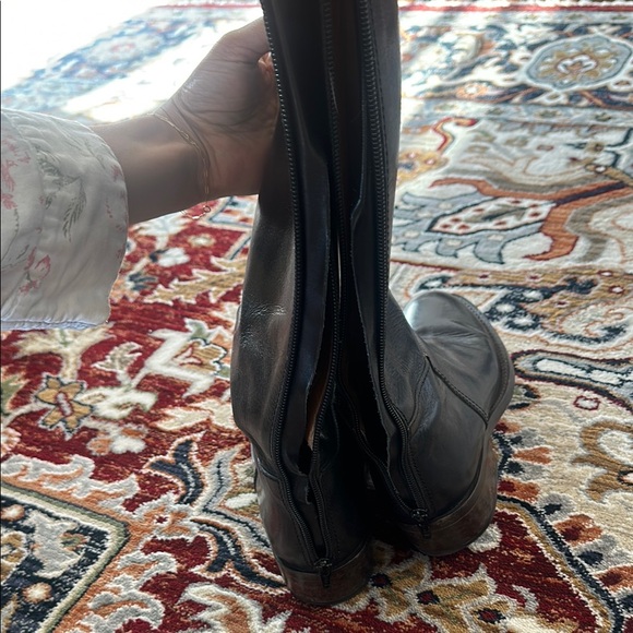 Black Leather Riding Boots - Picture 7 of 7